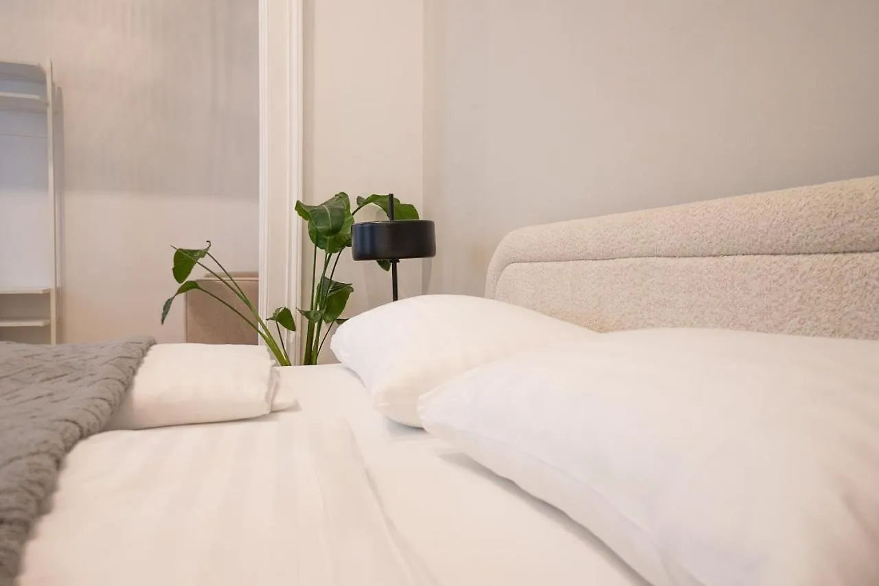 Apartment Spacious 110М2 Flat In The City Center Wien