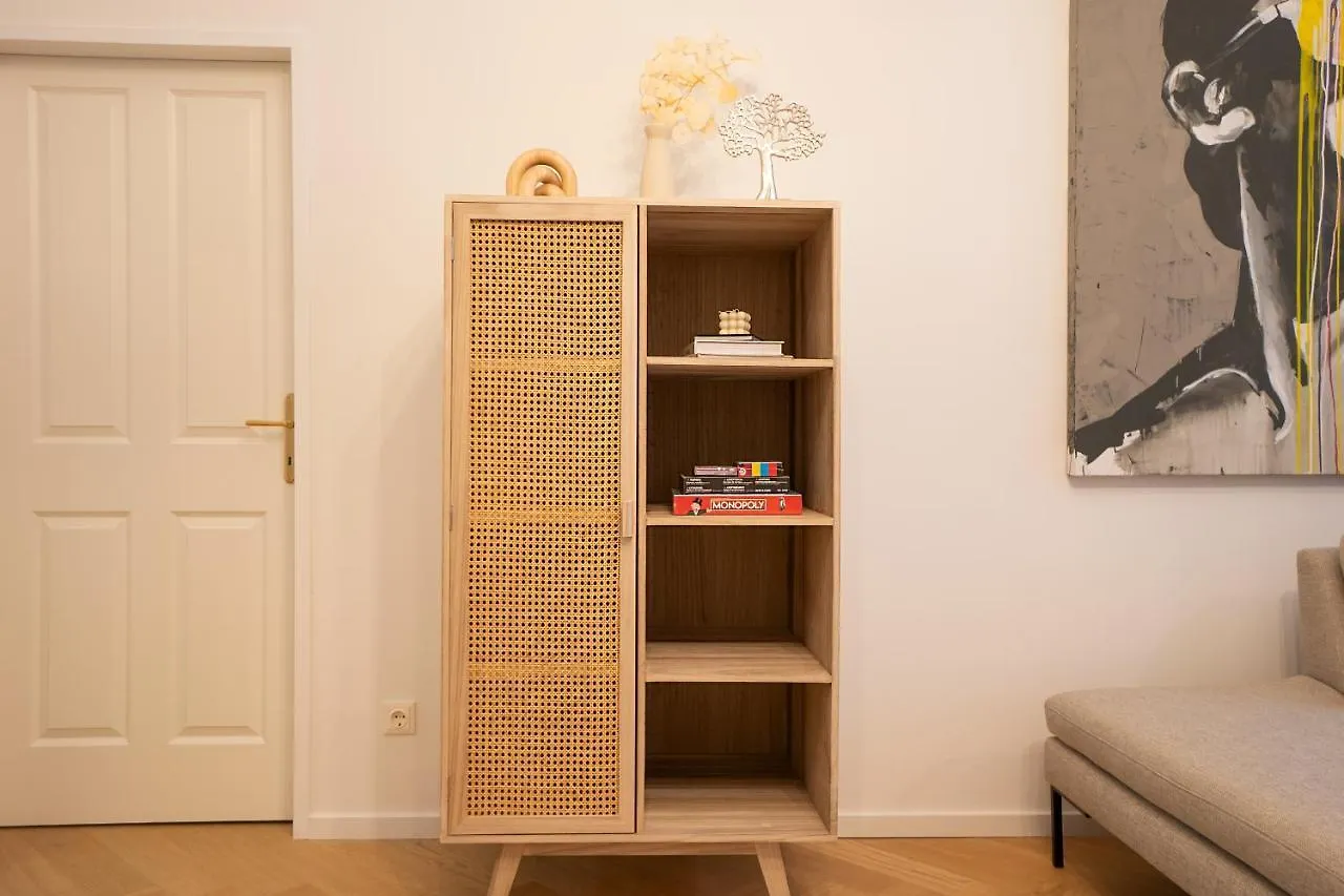 Apartment Spacious 110М2 Flat In The City Center Wien