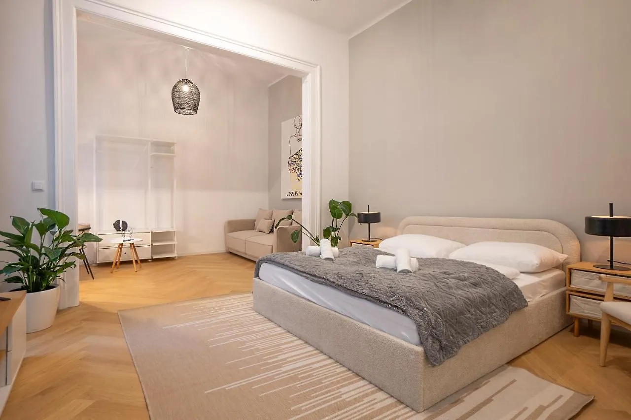 Apartment Spacious 110М2 Flat In The City Center Wien Österreich