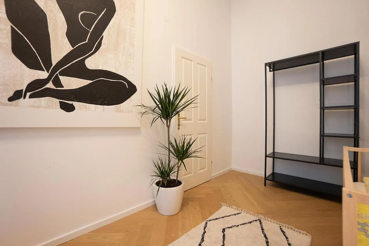 Spacious 110М2 Flat In The City Center Wien 0*,  Österreich